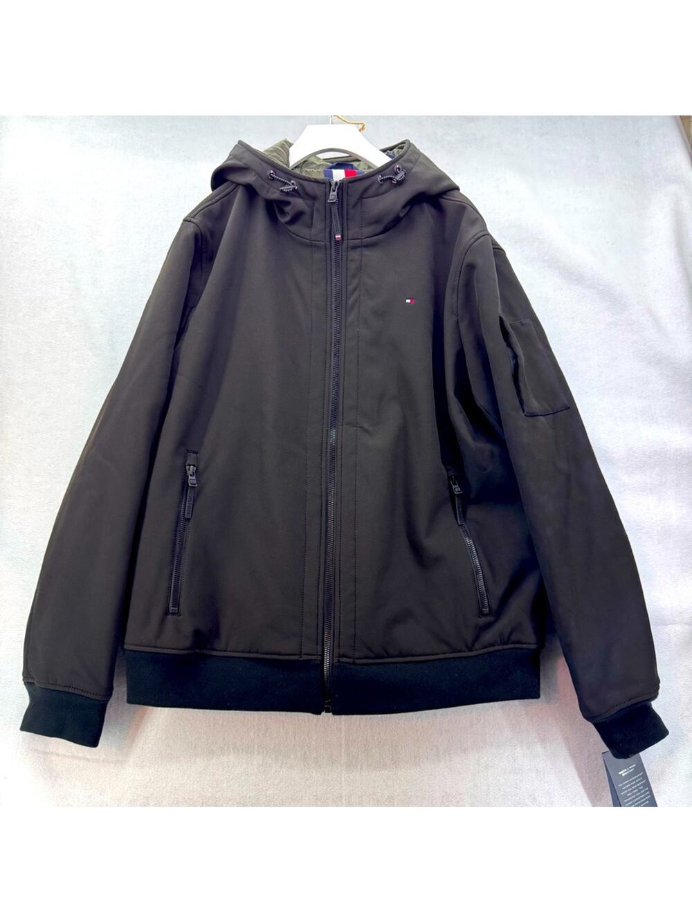 NWT Men’s Tommy Hilfiger Water & Wind Resistant Zip-up Hooded Jacket Black Large - Picture 1 of 9